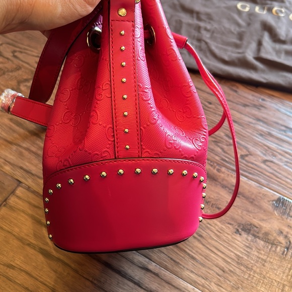 Stunning Gucci GG Guccissima Studded Bucket Bag - Picture 5 of 16